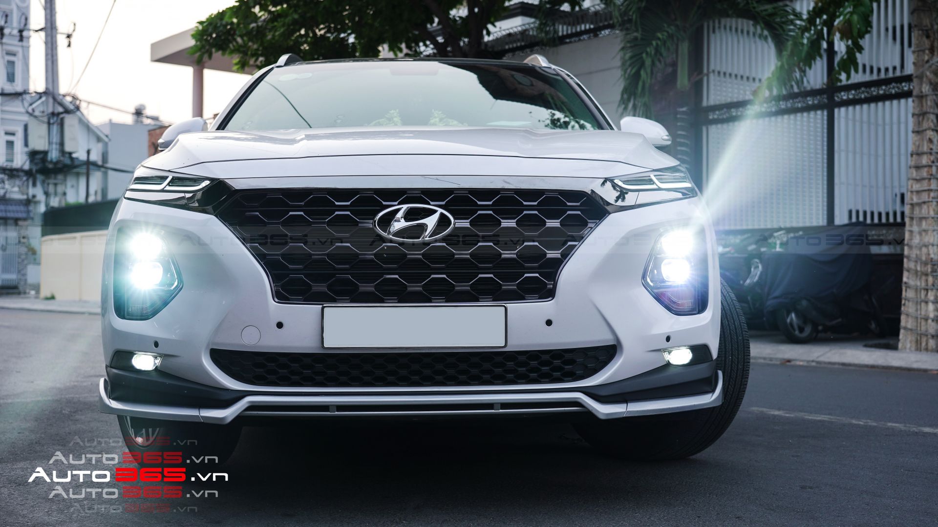 Độ đèn Hyundai Santa Fe (1)