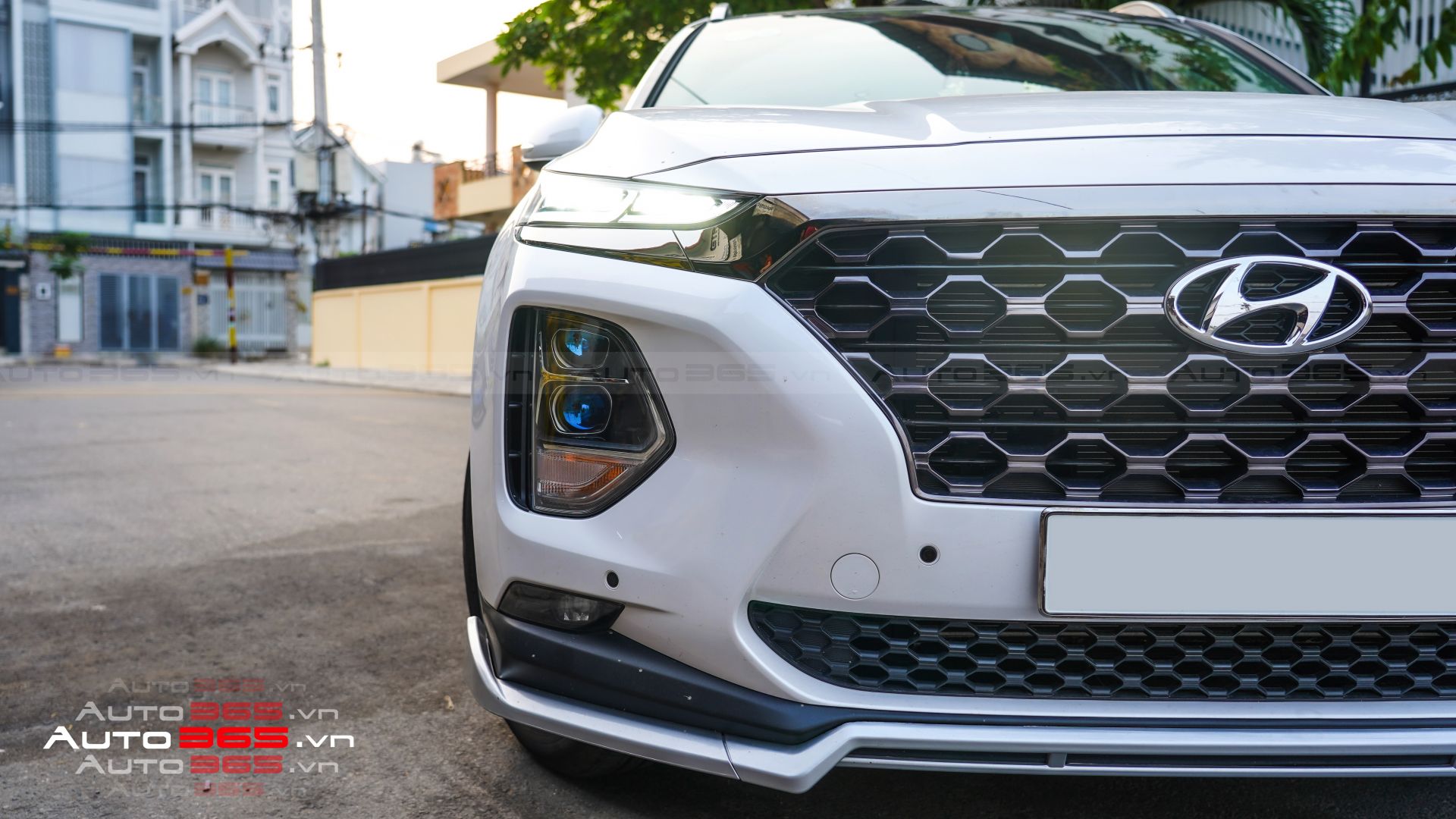 Độ đèn Hyundai Santa Fe (3)