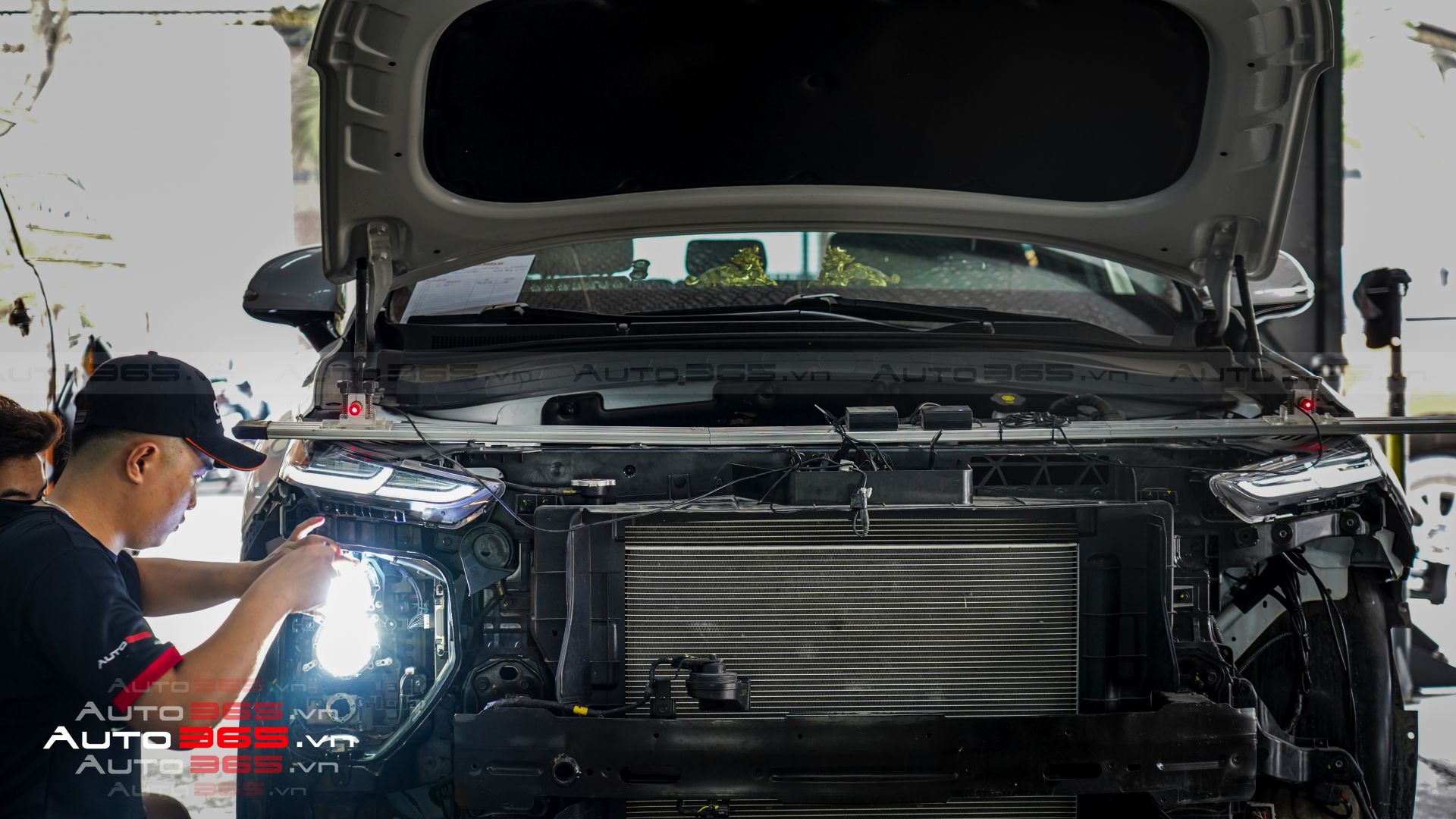 Độ đèn Hyundai Santa Fe (5)