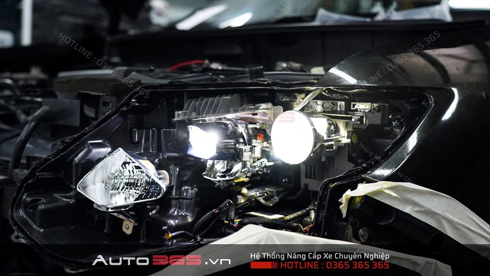 Độ đèn Nissan X Trail (5)(1)