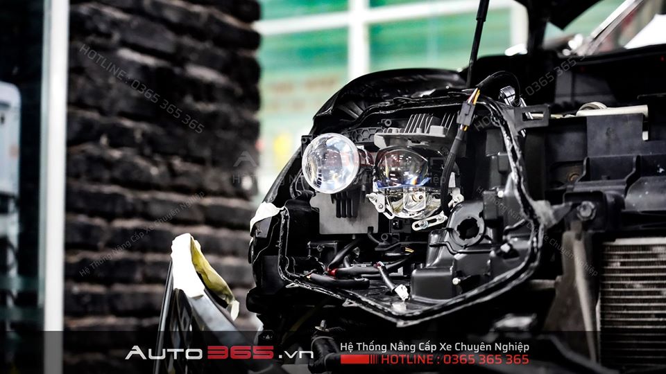 Độ đèn Nissan X Trail (9)