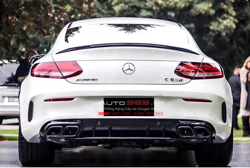 Lip Pô Mercedes C Class Coupe thành C63 AMG - Hình 1