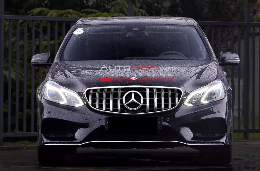 Mặt ca lăng Mercedes E Class W212 - Hình 1