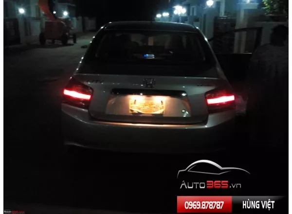 ĐÈN LED BIỂN SỐ Ô TÔ - Hình 1