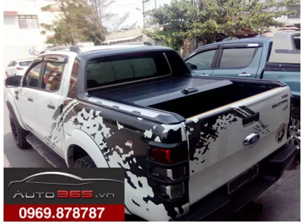 Nắp thùng cuộn Ford Ranger KSC Màu Đen Sang Trọng - Hình 1
