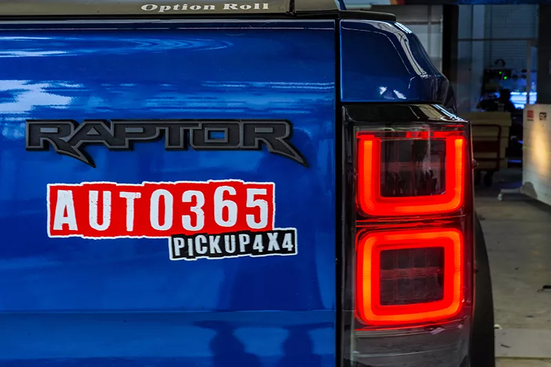 NÂNG CẤP BỘ ĐÈN HẬU MẪU RANGE ROVER CHO BÁN TẢI FORD RANGER RAPTOR TẠI AUTO365 - Hình 2
