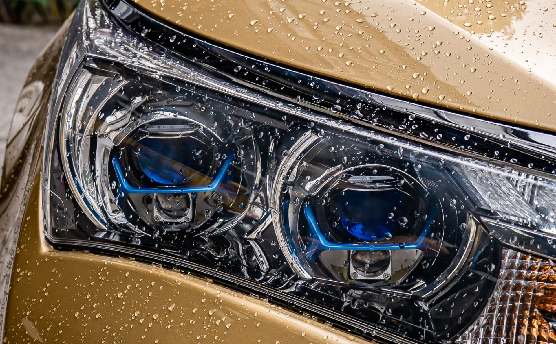 nâng cấp đèn tăng sáng ô tô