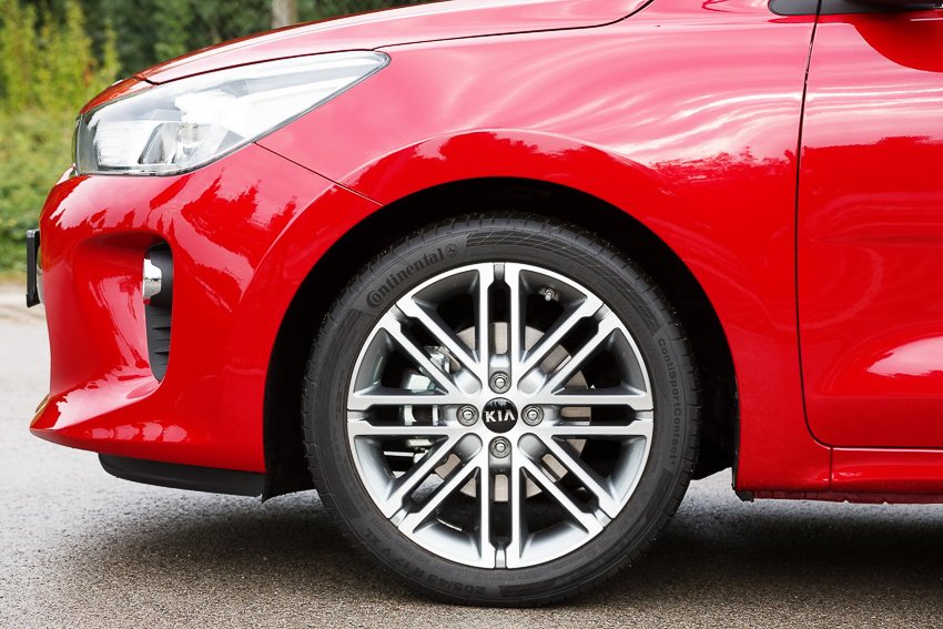 Nâng cấp ốp la-zăng ô tô