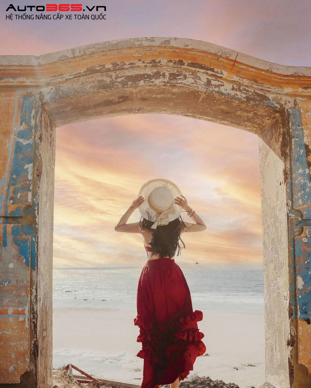 Cổng trời truyền thuyết tại Mũi Nghinh Phong