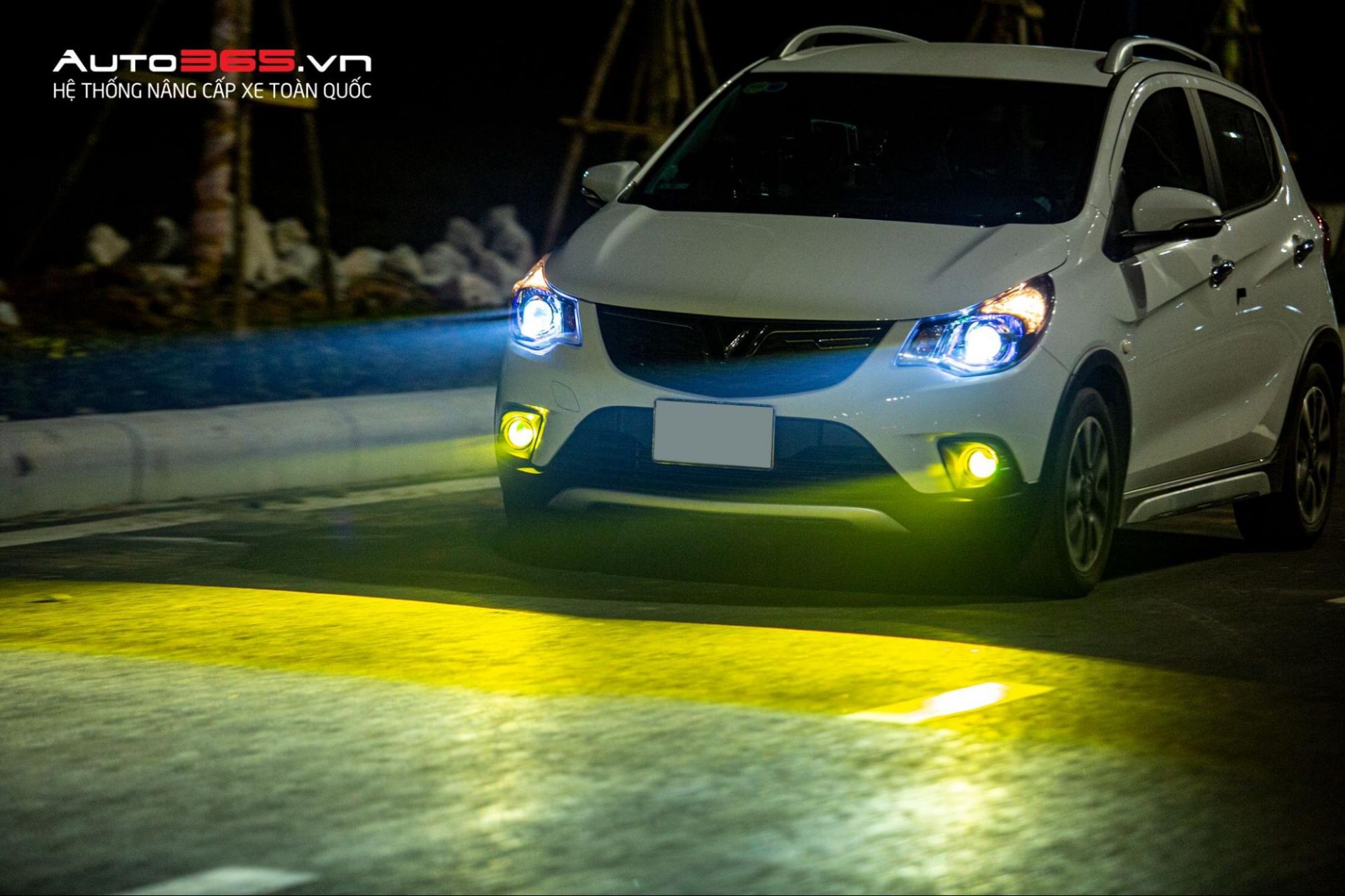 Vinfast Fadil nâng cấp Titan Gold 2.0 và X-Light F10