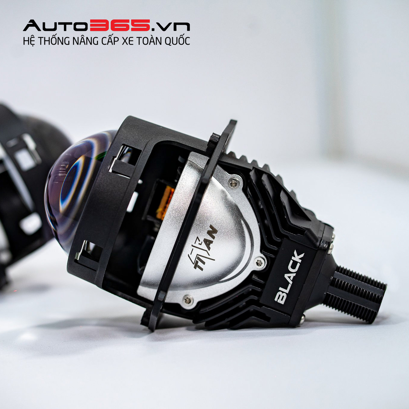bi led titan black auto365