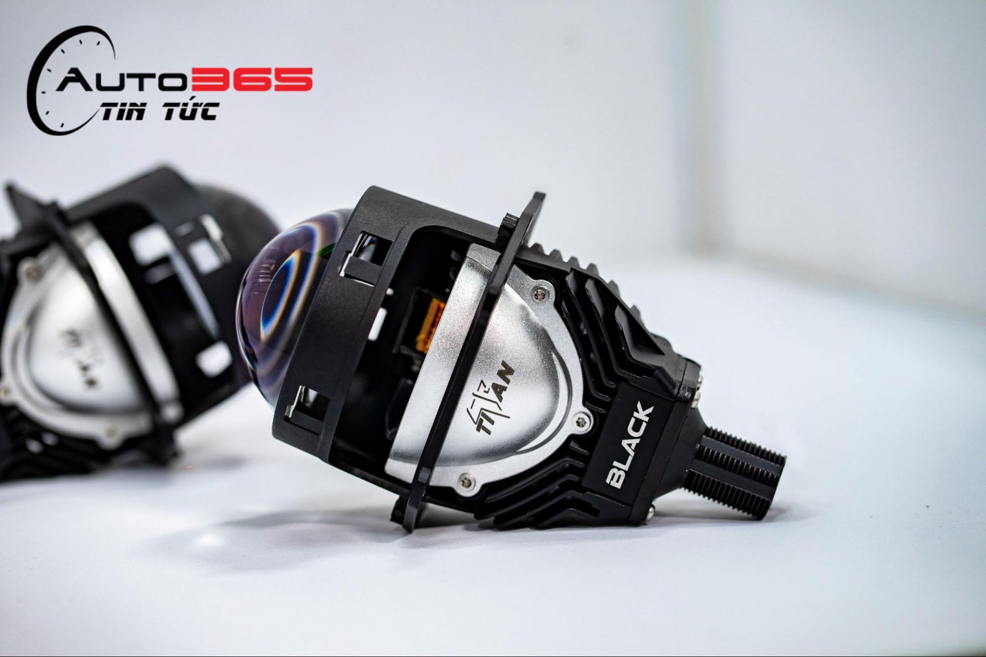 BI LED QUỐC DÂN ĐÃ QUAY TRỞ LẠI VỚI BẢN CẬP NHẬT MỚI – BI LED TITAN BLACK CÓ GÌ?