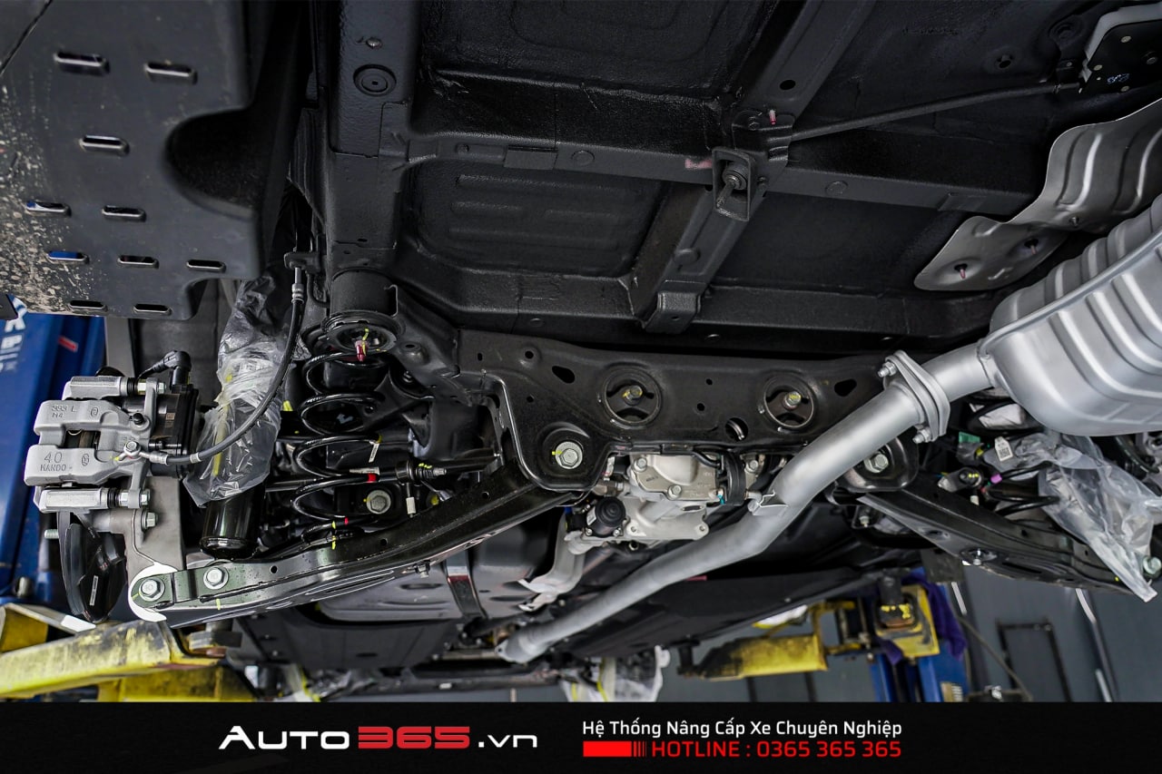 Quy trình “chuẩn” phủ gầm xe