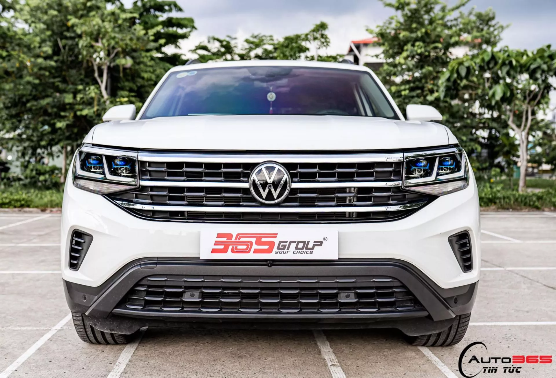 XE VOLKSWAGEN ĐỘ ĐÈN HENVVEI L92 PRO ĐẦU TIÊN TẠI VIỆT NAM
