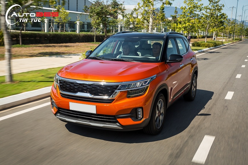 kia seltos với thiết kế choá đèn hẹp