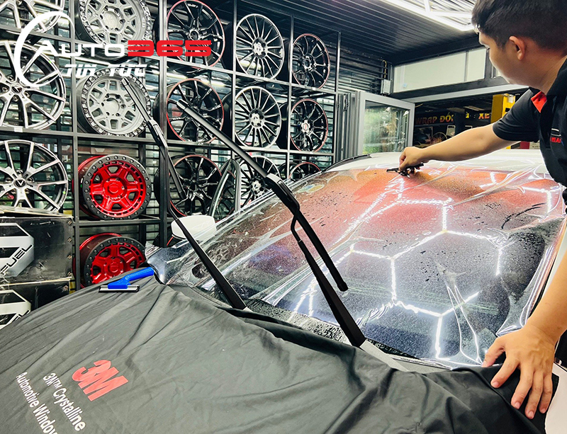 Dán phim cách nhiệt 3M tại Auto365