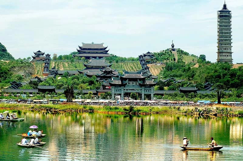 TOP NHỮNG ĐỊA ĐIỂM DU LỊCH NINH BÌNH NHẤT ĐỊNH PHẢI ĐẾN