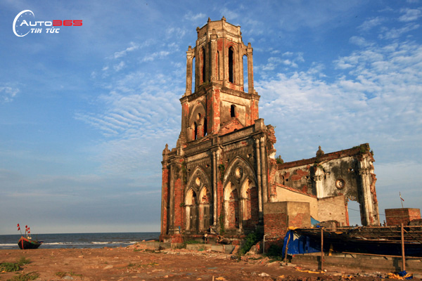 Nhà thờ đổ Hải Lý