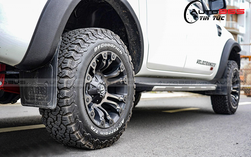 Tấm chắn bùn ô tô