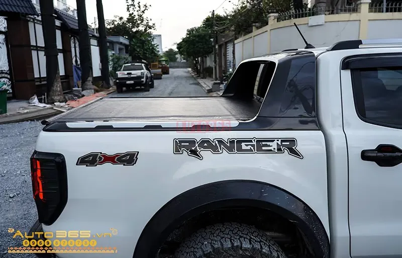 NẮP THÙNG CUỘN MỀM TONTOP CHO XE BÁN TẢI FORD RANGER BI-TURBO - Hình 1