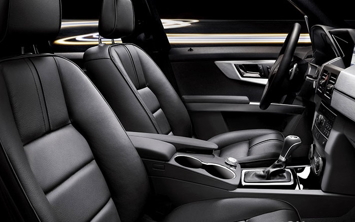 VỆ SINH NỘI THẤT Ô TÔ TẠI NHÀ ĐÚNG CÁCH