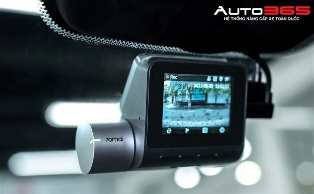 Camera hành trình tích hợp cảnh báo tốc độ - Những điều cần biết