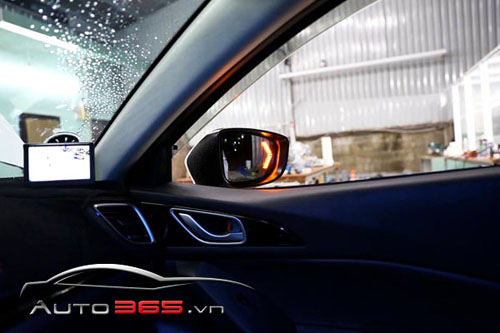 Len Kinh Gap Guong Mazda