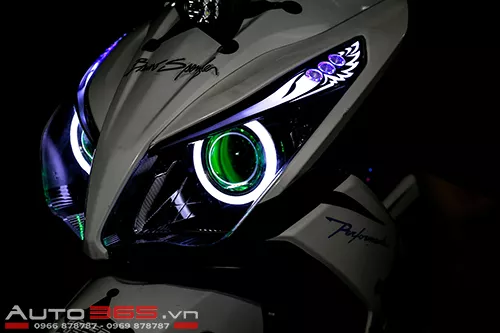 Độ đèn bi xenon xe máy Air Blade Kết hợp mắt quỷ 1 màu