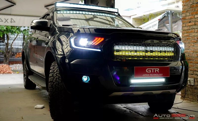 Ford Ranger  nâng cấp led bar GTR 80W phá sương phá mưa cực tốt