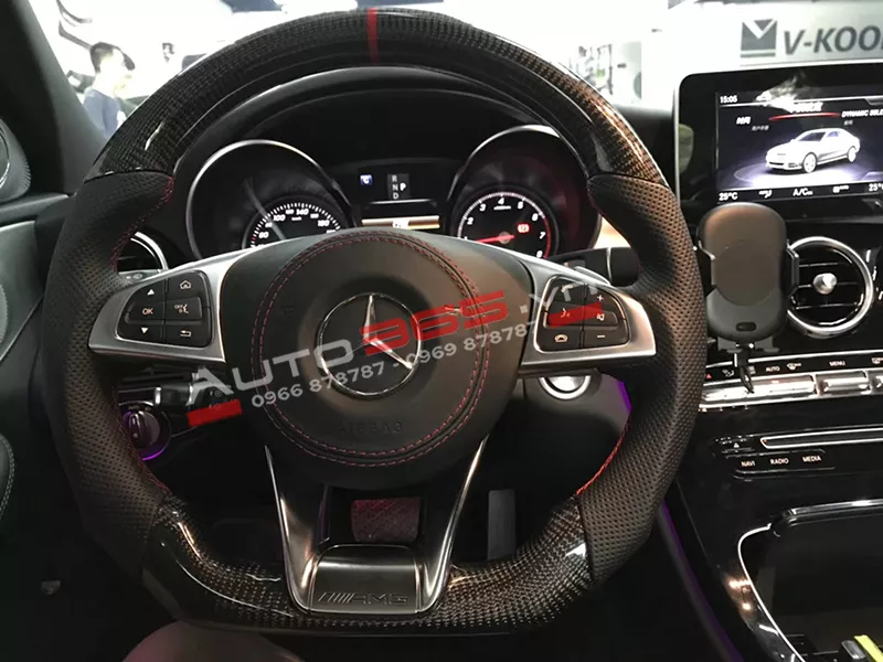Vô lăng Carbon AMG cho Mercedes C Class - Hình 1