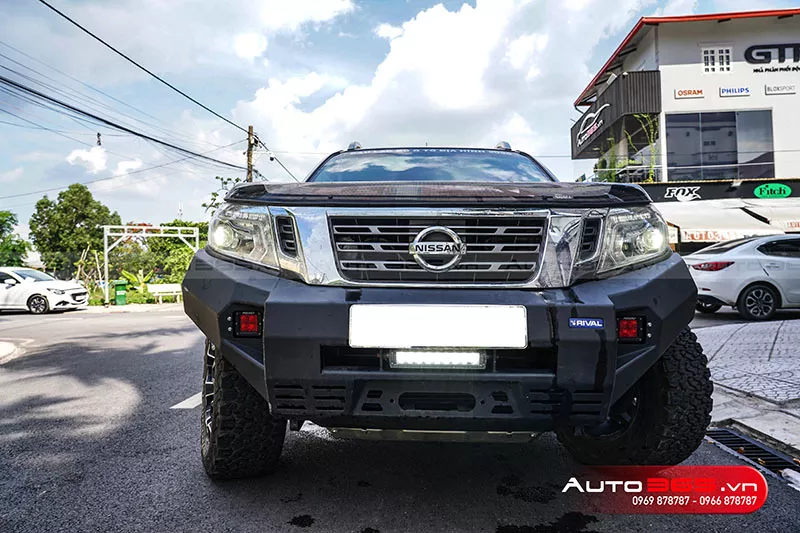 Nissan Navara lột xác ngoạn mục với dàn độ Vip tại Auto365