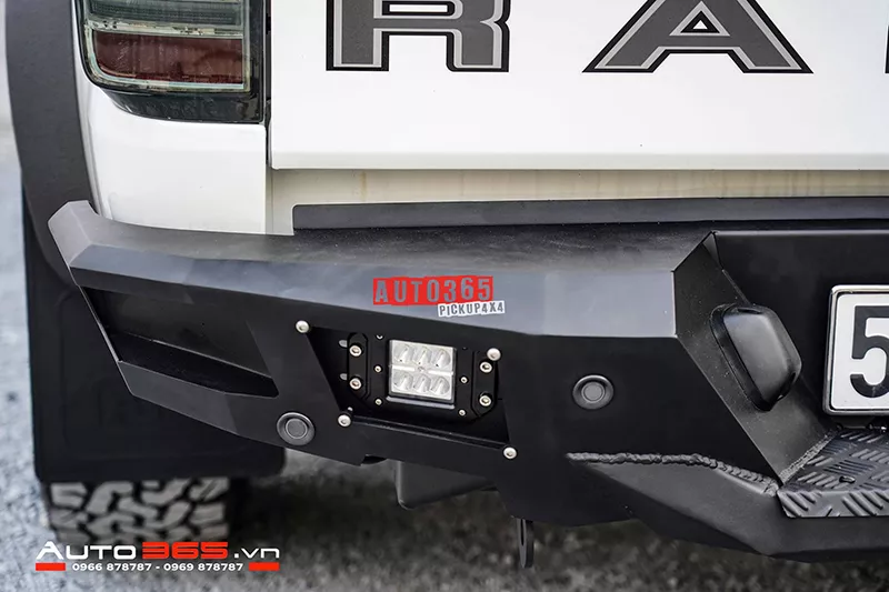 Cản sau Hamer 4X4 MX204 cho Ford Ranger - Hình 1