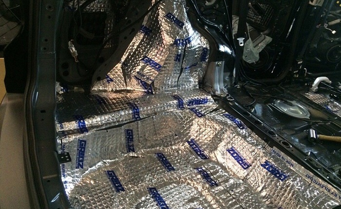 Cách âm chống ồn HUYNDAI SANTAFE