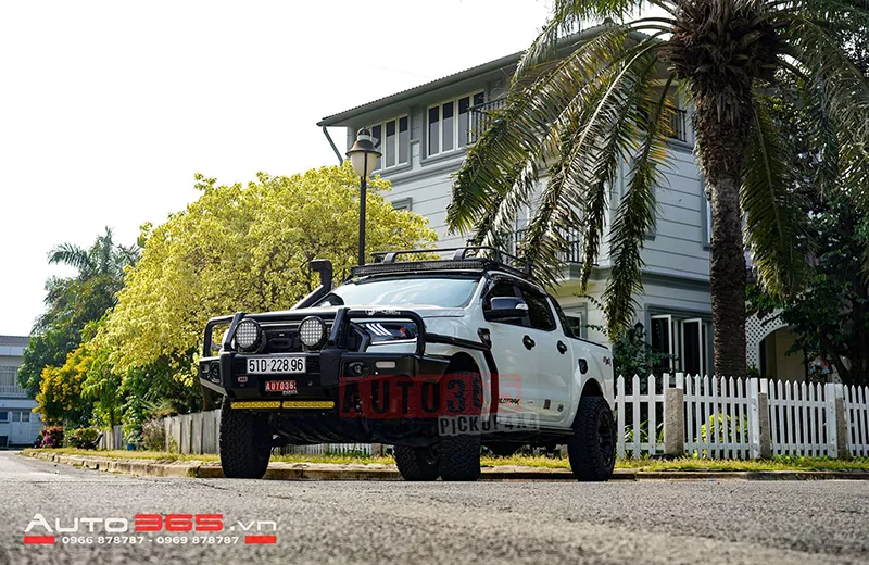 Chiêm ngưỡng Ford Ranger Wildtrak 3.2 được "ra lò" tại AUTO365