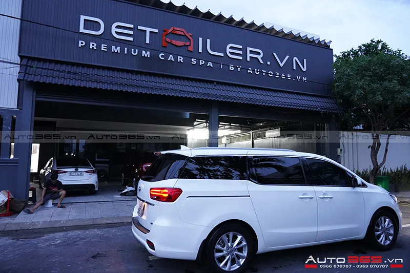 Kia Sedona 2019 lắp đèn bi gầm GTR tăng sáng 180%  siêu sáng
