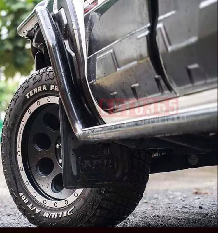 Bảo vệ hông Arb Side Rails cho Ford ranger - Hình 1