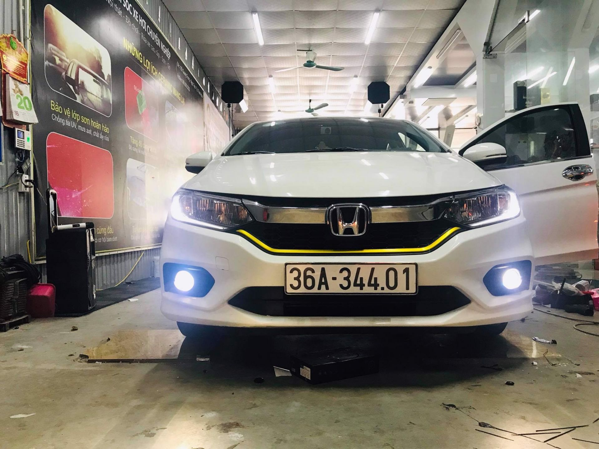 Độ đèn ô tô tránh rắc rối khi tham gia giao thông?