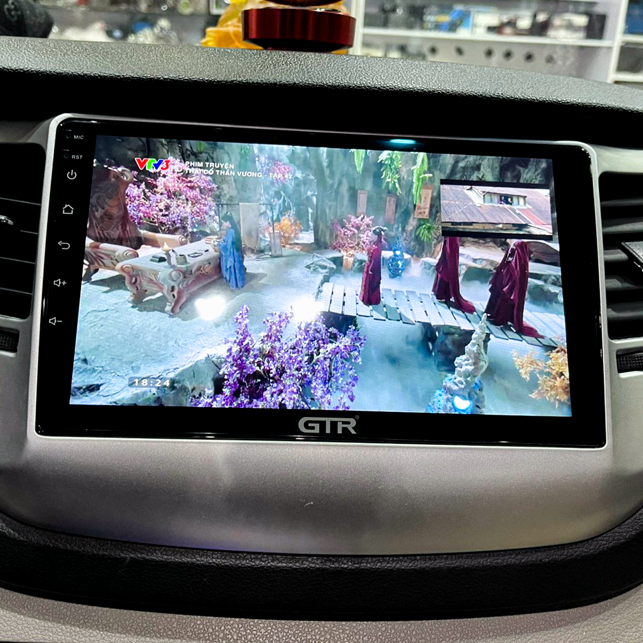 Giải trí đa phương tiện cùng kho ứng dụng CH Play