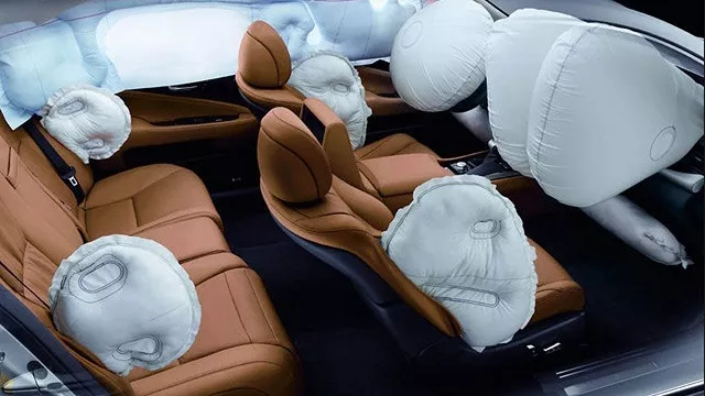 MỘT SỐ SAI LẦM KHI SỬ DỤNG XE Ô TÔ CÓ TÚI KHÍ 