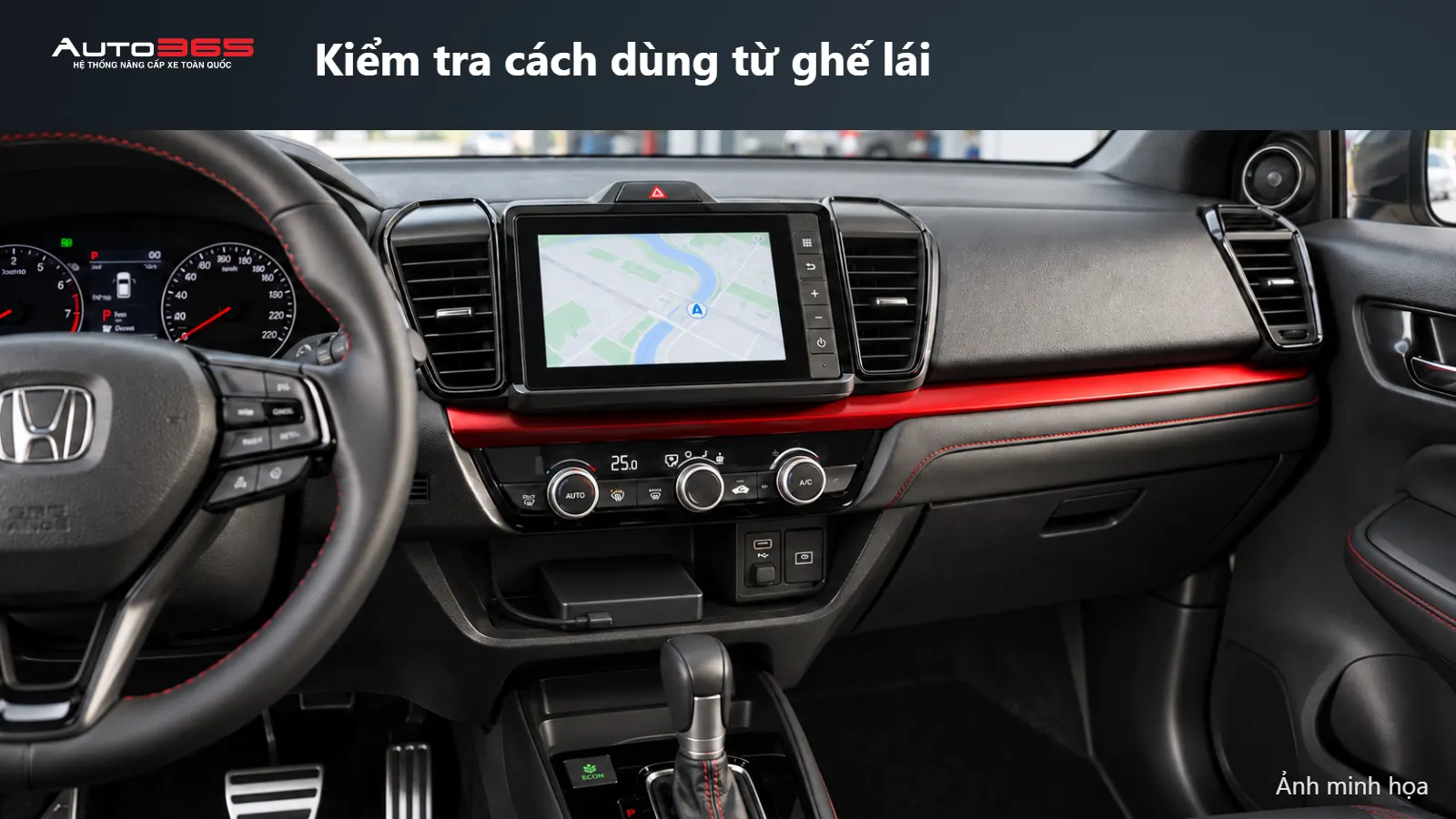 Source-based mockup góc nhìn người lái Honda City màn hình 8 inch và box đặt dưới cụm điều khiển