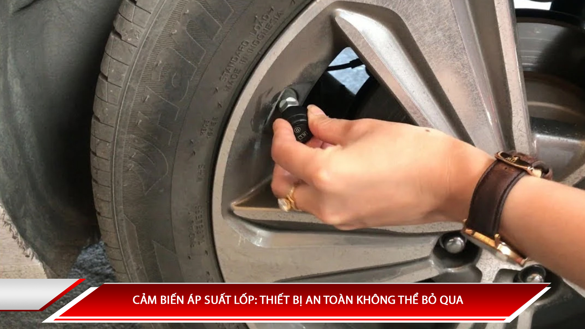Cảm biến áp suất lốp: thiết bị an toàn không thể thiếu 