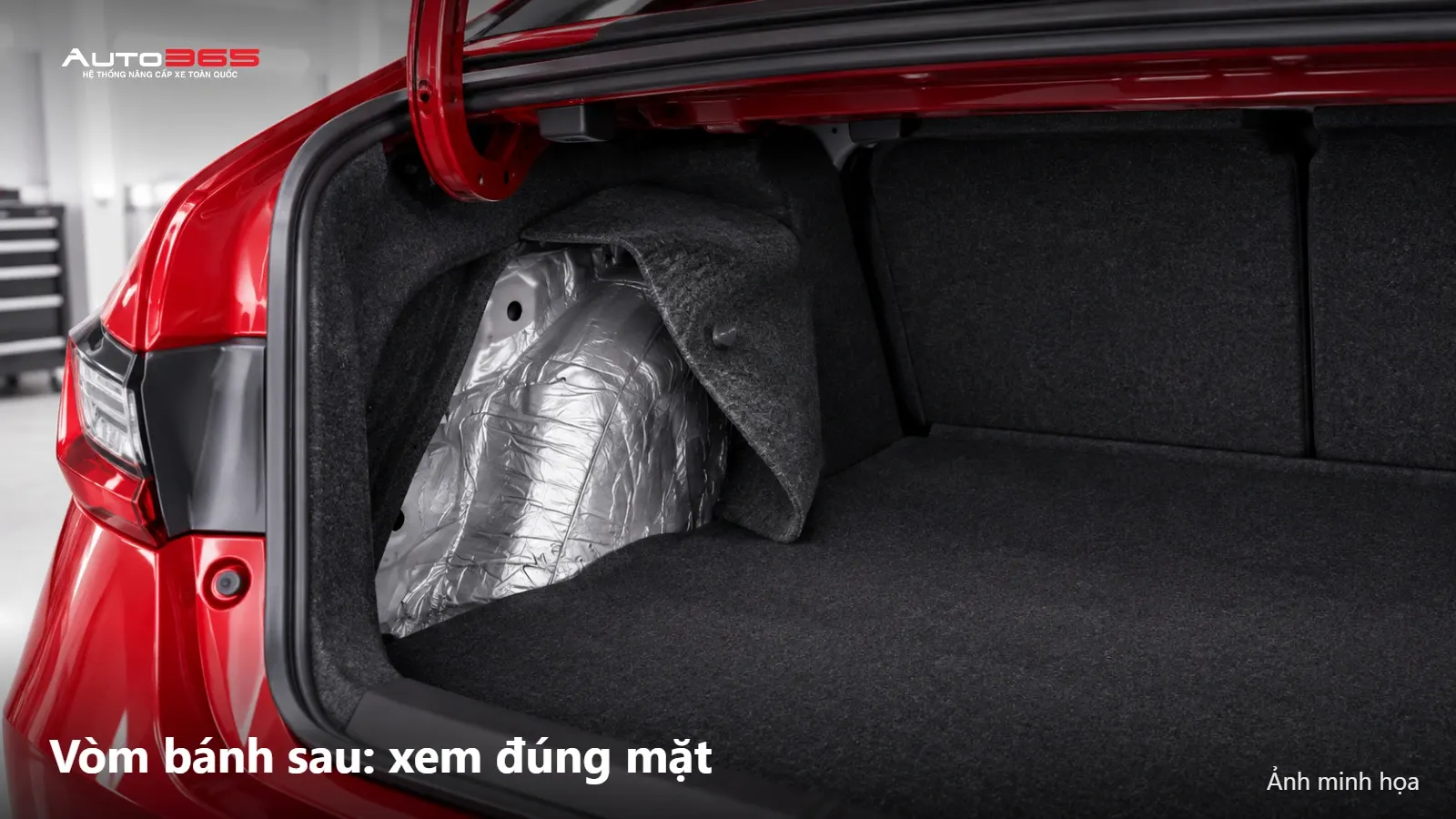 Source-based mockup vật liệu tại mặt trong khu vực vòm bánh sau Honda City, nhìn từ khoang hành lý.