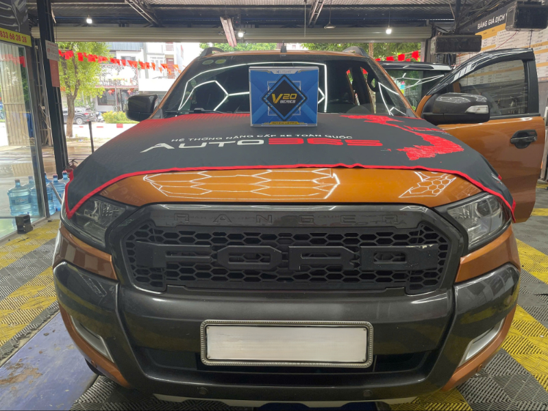 Nâng cấp đèn xe ô tô tại Auto365 Hoà Bình