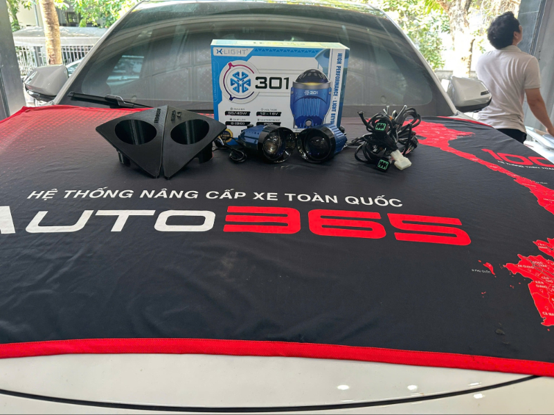 Nâng cấp đèn xe ô tô tại Auto365 Huế