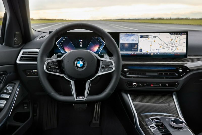 bang-gia-bmw-thang-10-2025-1.jpg