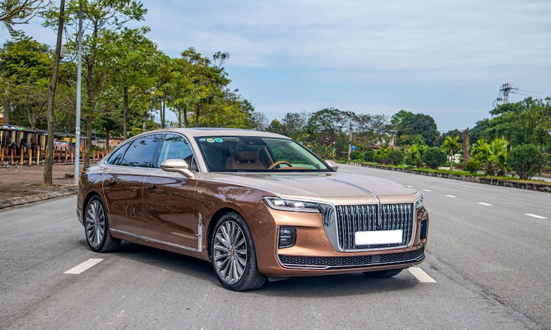 bang-gia-xe-o-to-hongqi-1.jpg