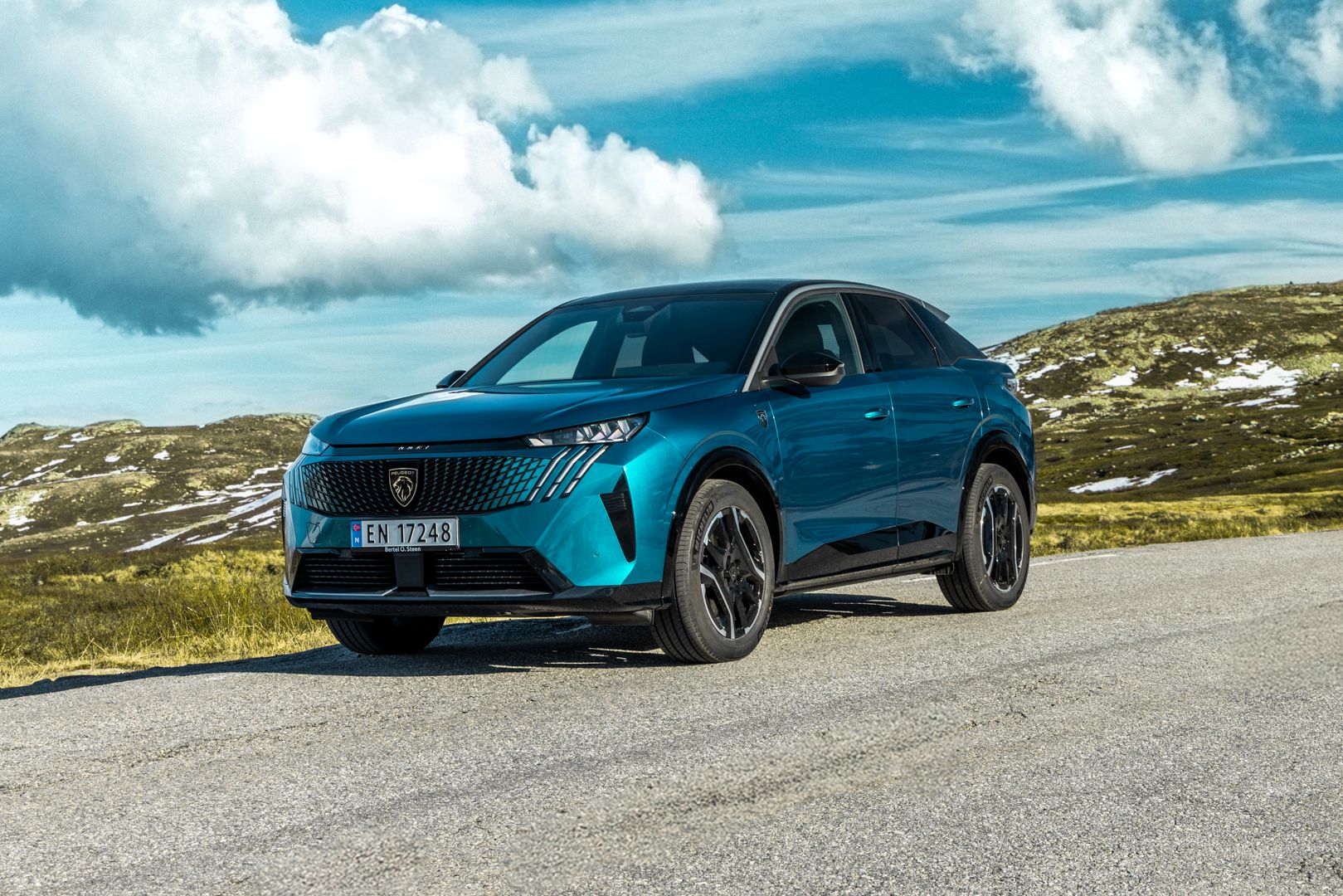 bang-gia-xe-o-to-peugeot-thang-10.jpg
