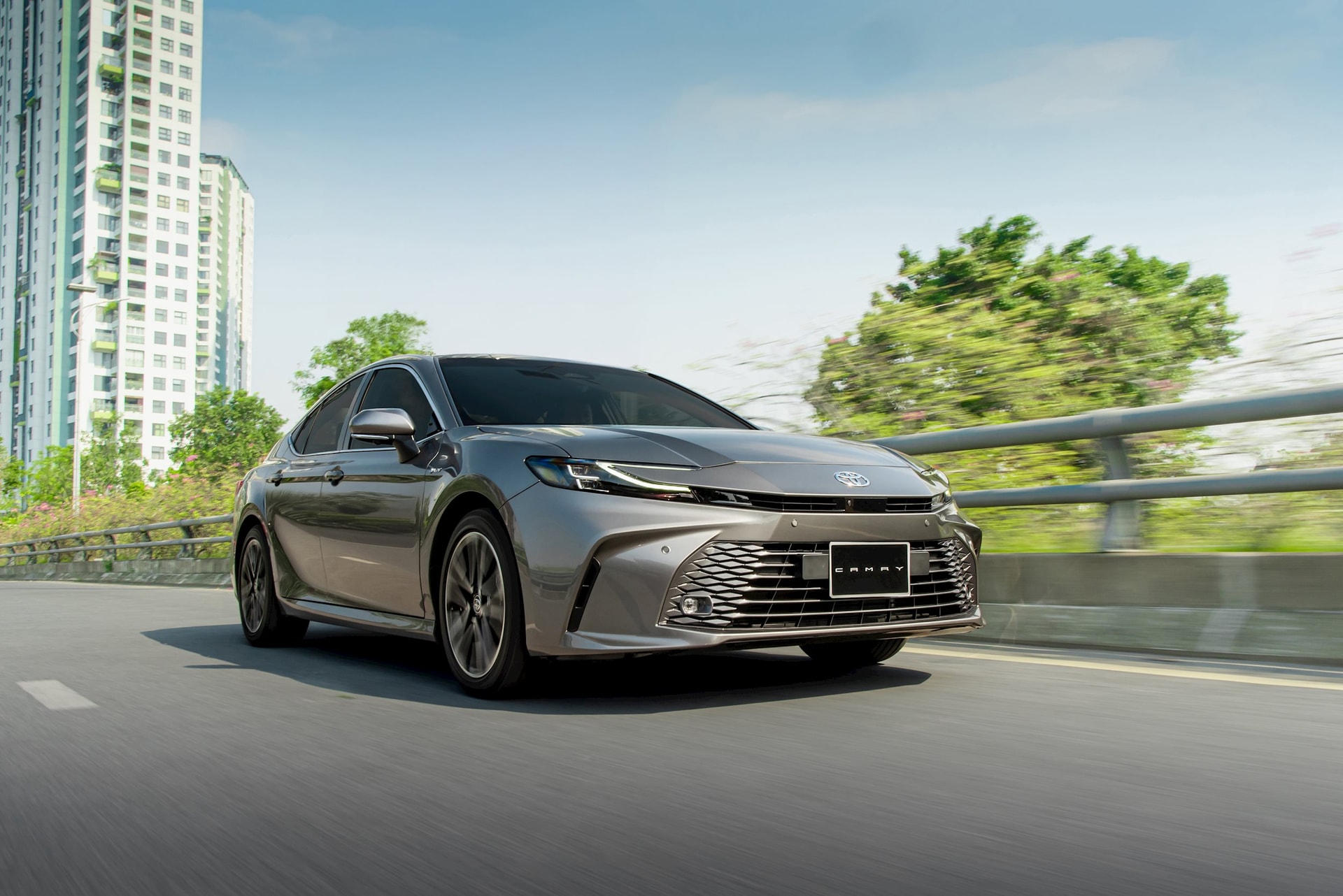 bang-gia-xe-o-to-toyota-thang-10.jpg