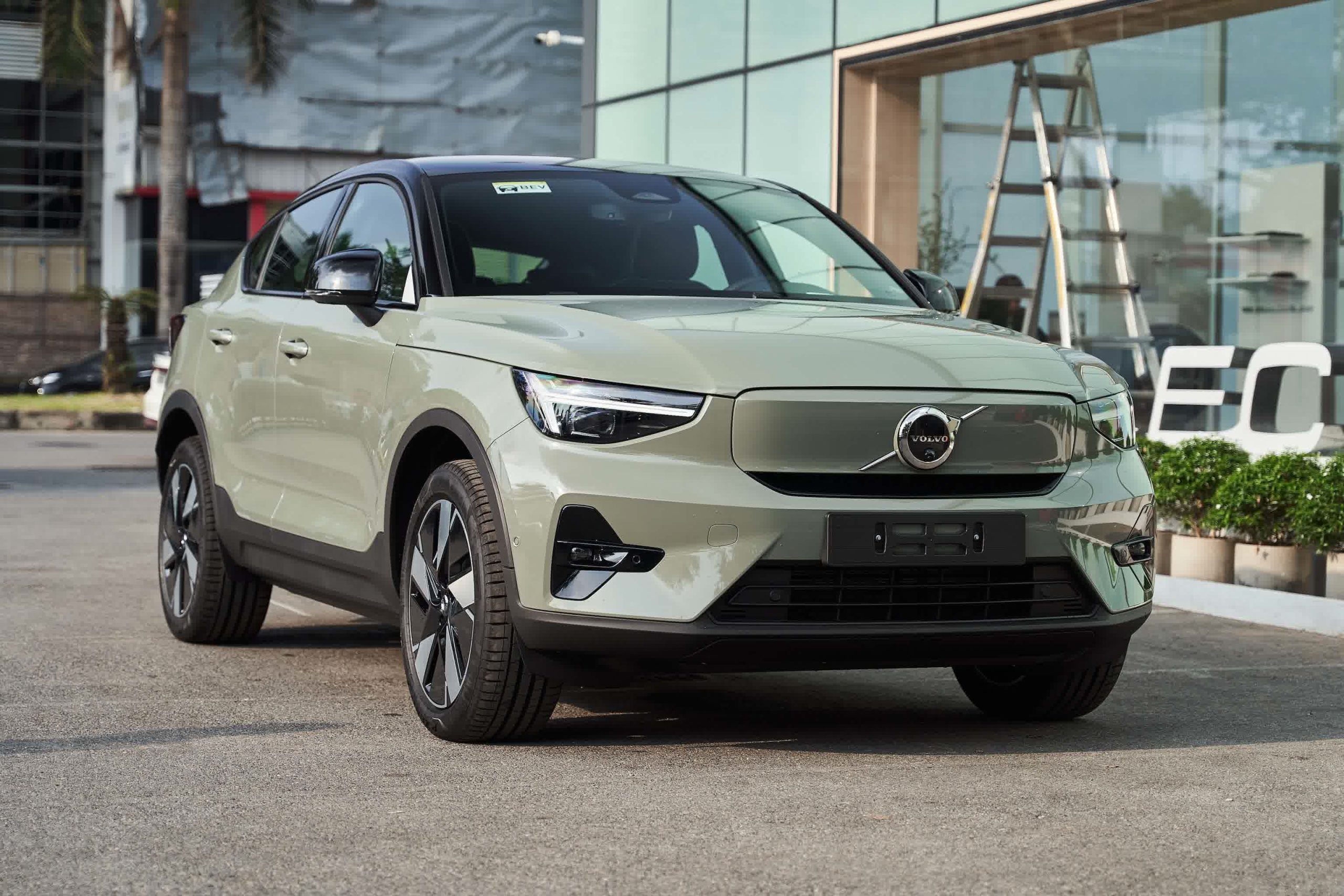 bang-gia-xe-o-to-volvo-thang-10.jpg