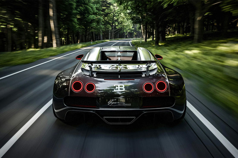 bugatti-fkp-hommage-ban-hoi-sinh-cua-huyen-thoai-toc-do (6).jpg